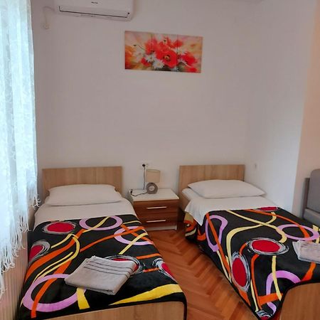 Elena Rooms Pasjak 外观 照片