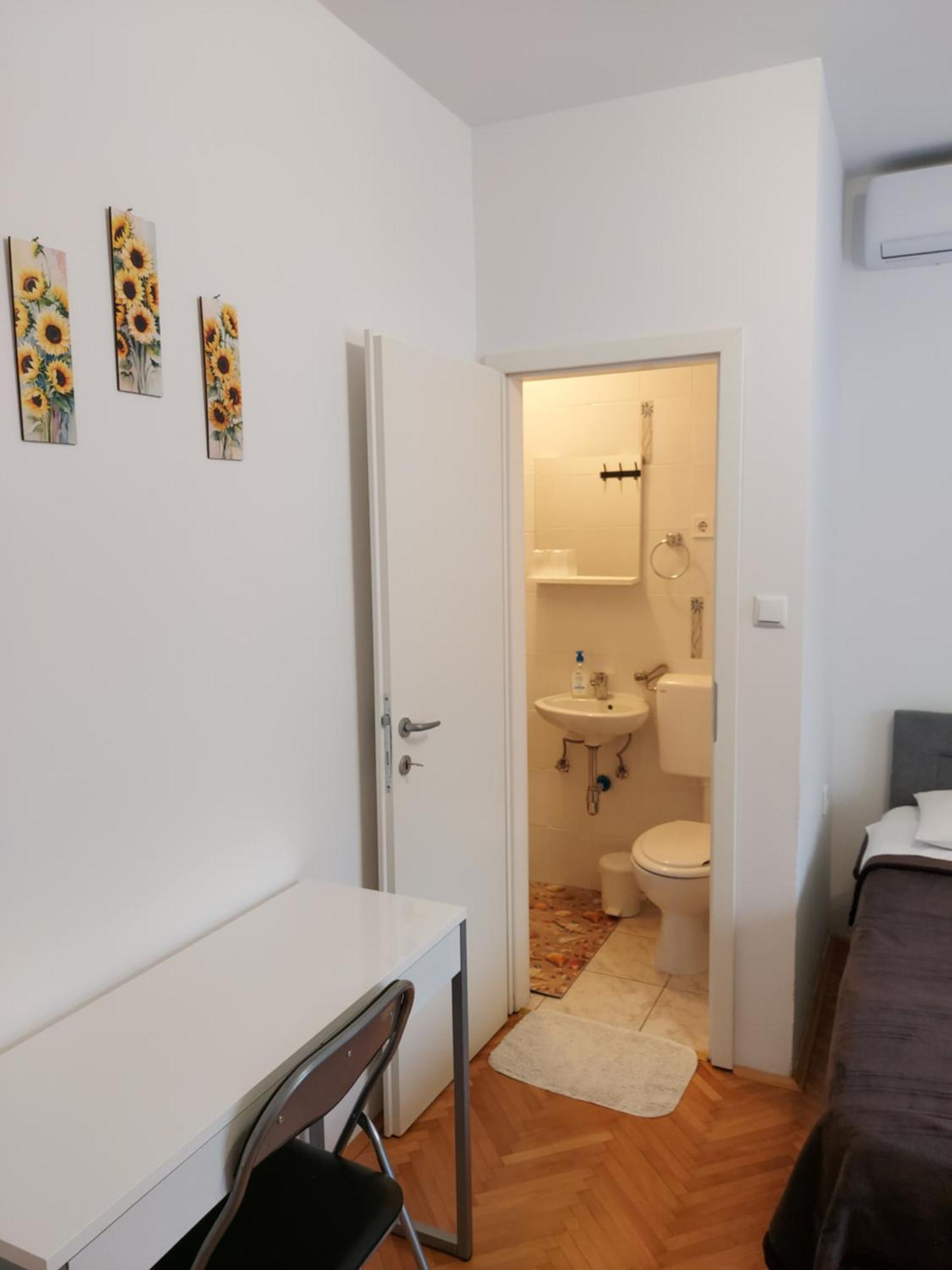 Elena Rooms Pasjak 外观 照片